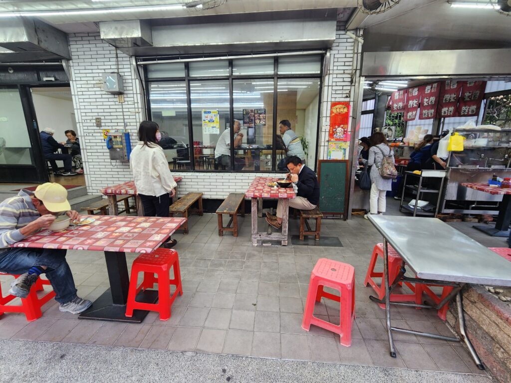 溫州大餛飩(東華街) -內用座位(室外)