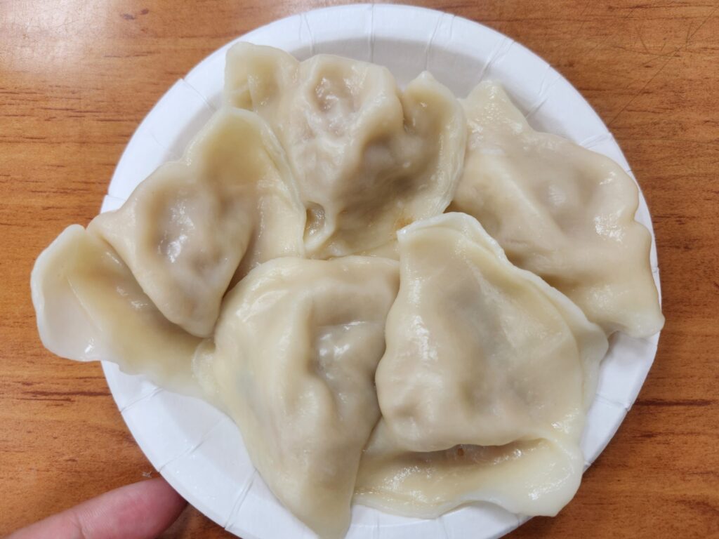 阿財鍋貼(石牌店)韭黃鮮肉水餃(7元/顆)